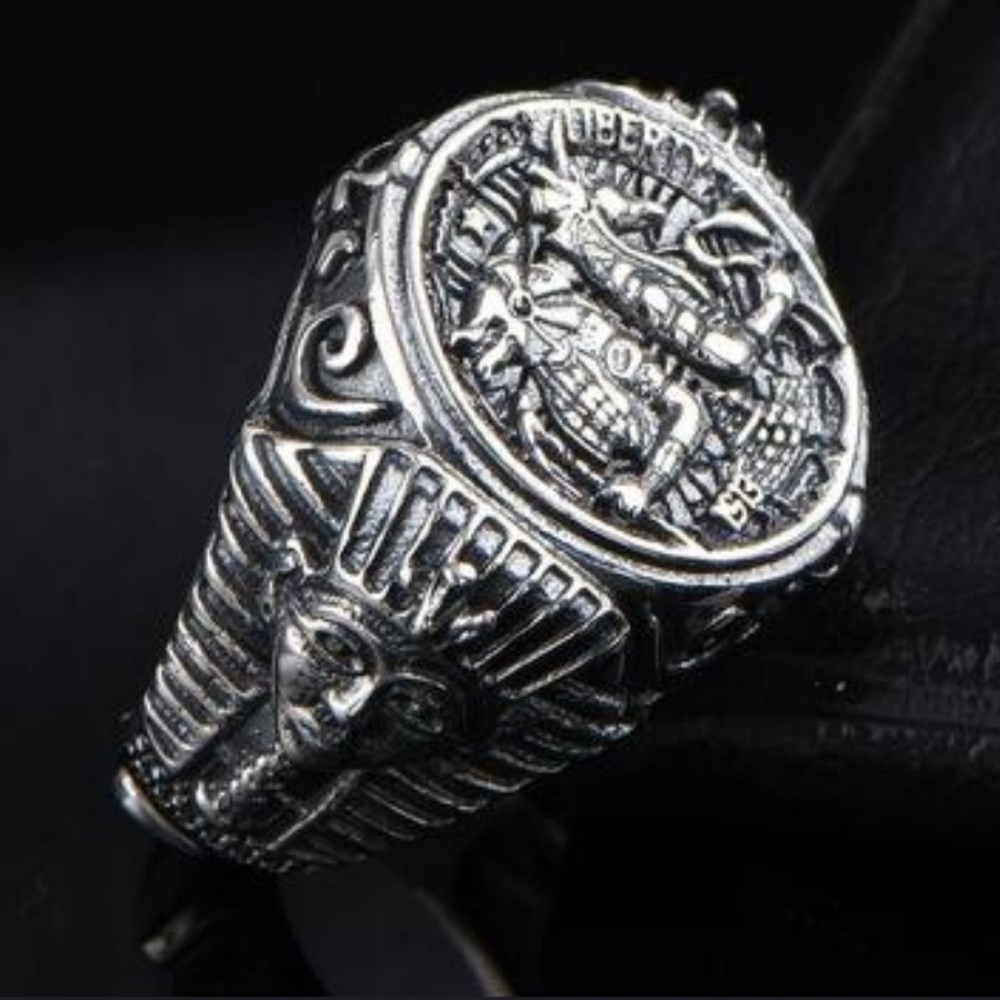 Egyptian ring